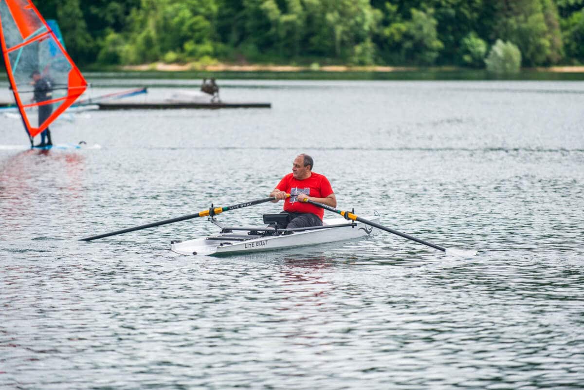 Benefits of rowing for your health - Rowing with a Liteboat
