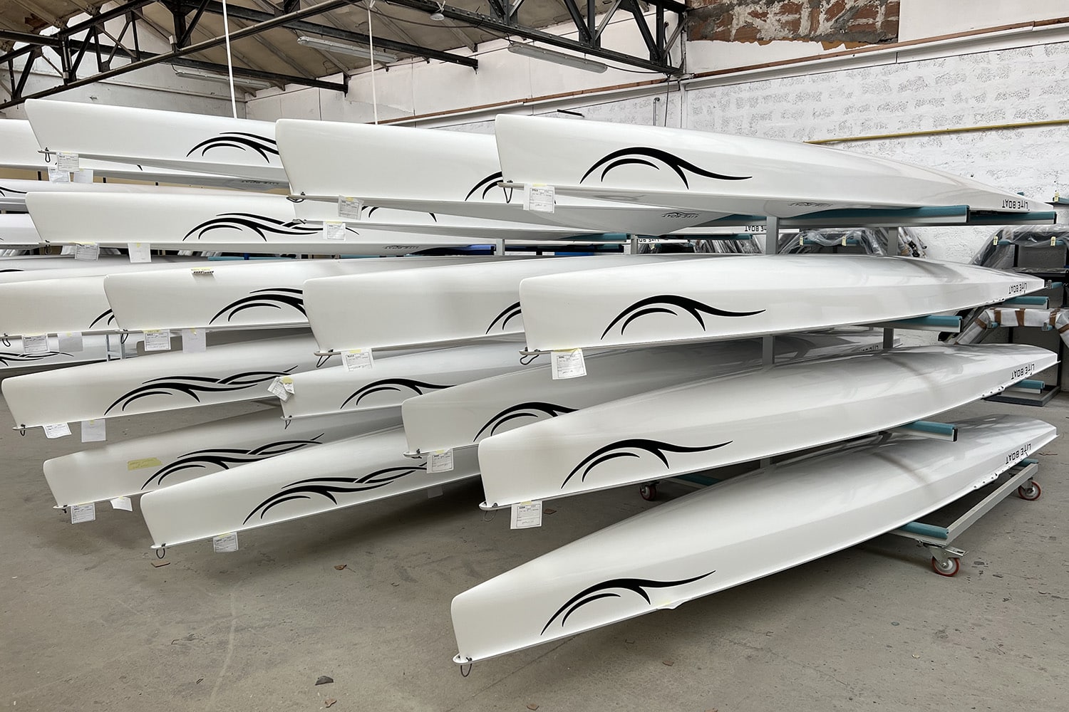 Decommissioned rowing boats - Liteboat